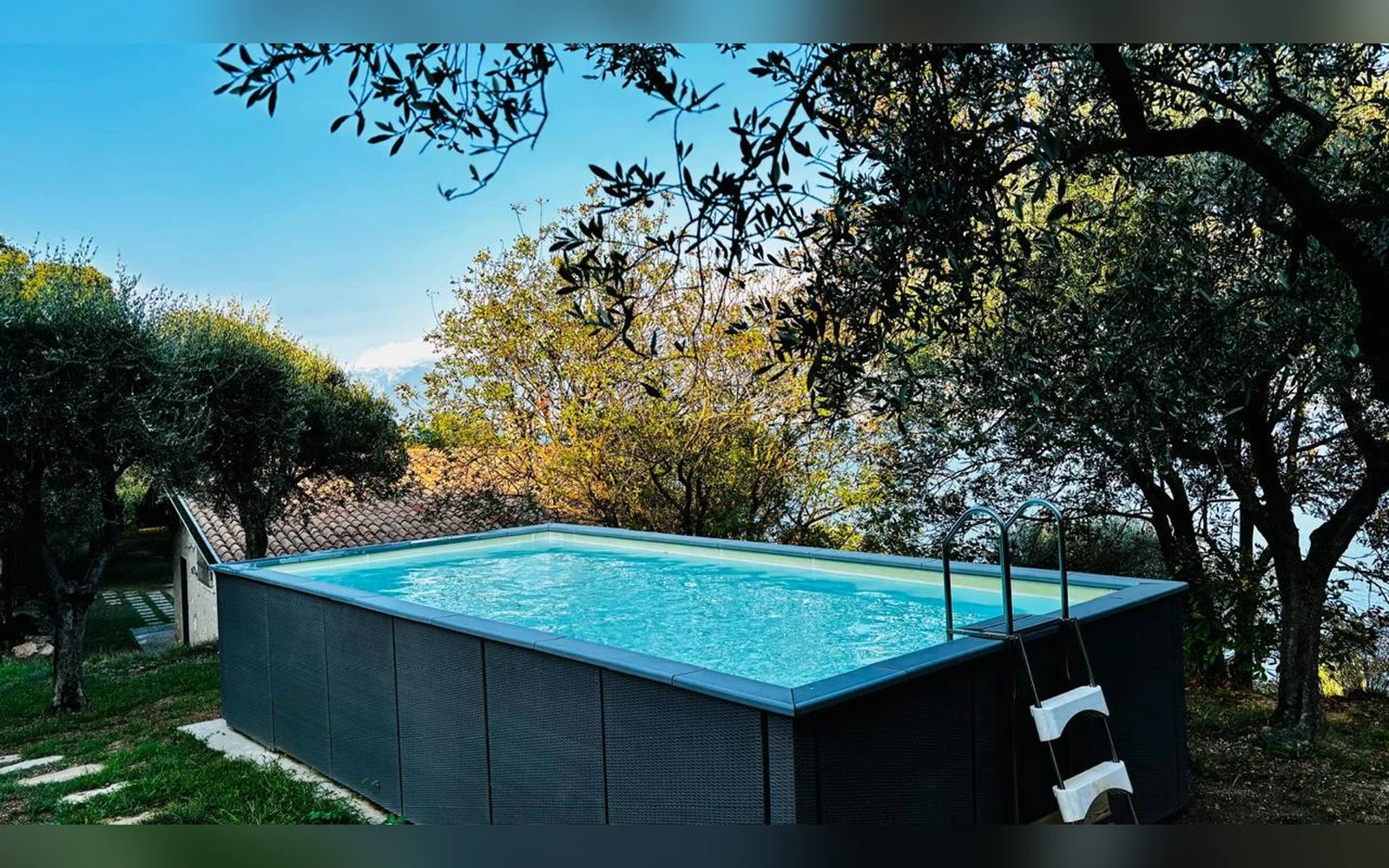 Blu Garda Retreat — la piscina privata immersa nell'uliveto, Toscolano Maderno, Lago di Garda